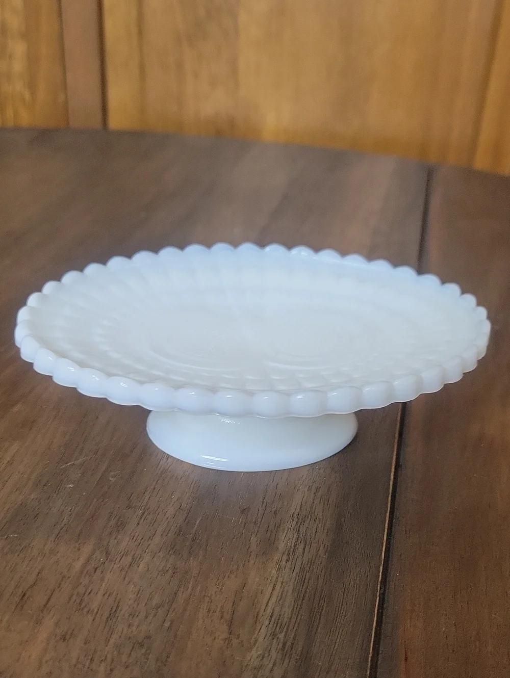 Avon Vintage White Owl Face Milk Glass Footed Pedestal Soap Dish Tray